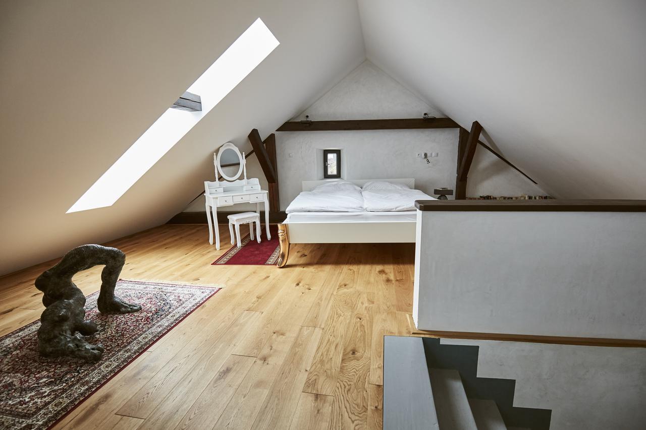 Apartman Atelier Paral チェスキー クルムロフ エクステリア 写真